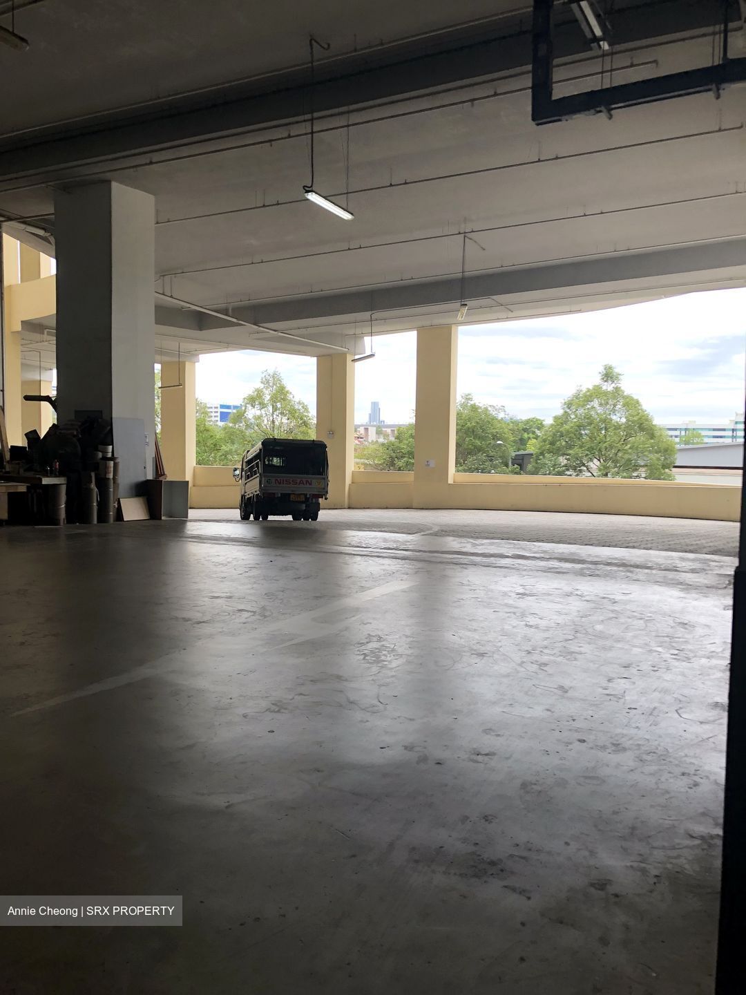 E9 Premium (D27), Factory #436935371
